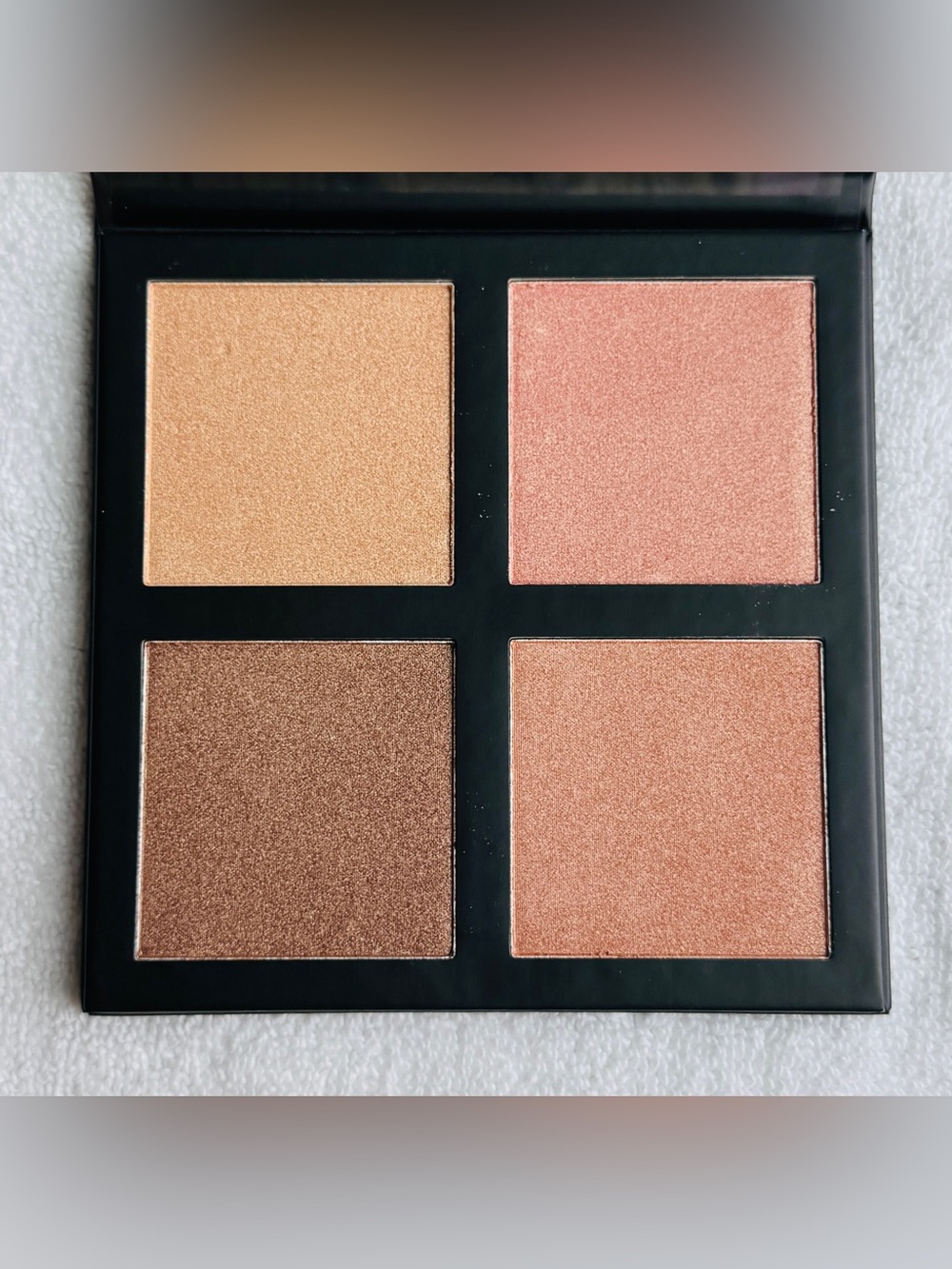 BEAUTY VAULTE Haute Lite Highlighter Palette 20g BRAND NEW IN BOX - Picture 3 of 4